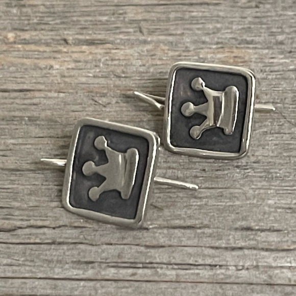 Handmade crown sterling silver earrings - Picture 1 of 4
